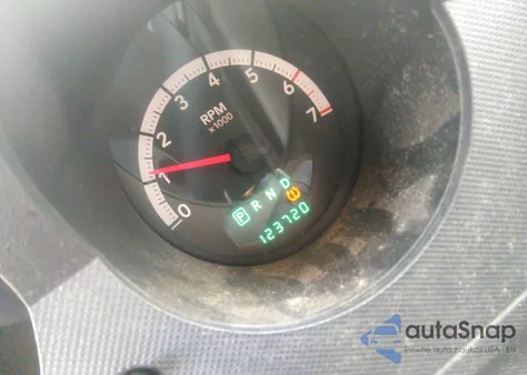 2008 Dodge Nitro Sxt из США, поврежденный, VIN 1D8GU28K38W270306